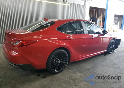 2025 Toyota Camry Xse z USA, uszkodzony, nr VIN 4T1DAACK4SU038341